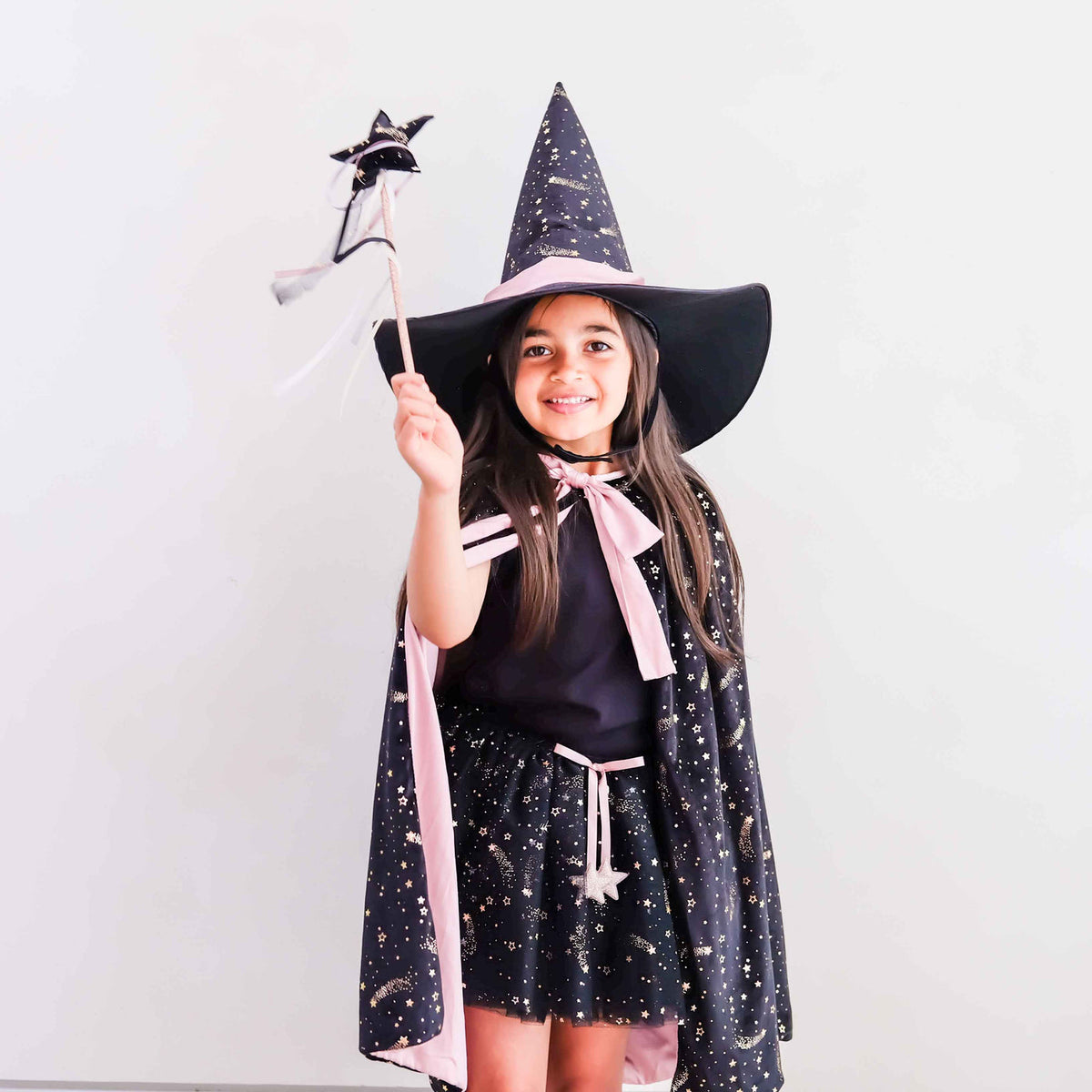 Mimi & Lula Ethel black velvet star wand for kids' dress-up – image 3