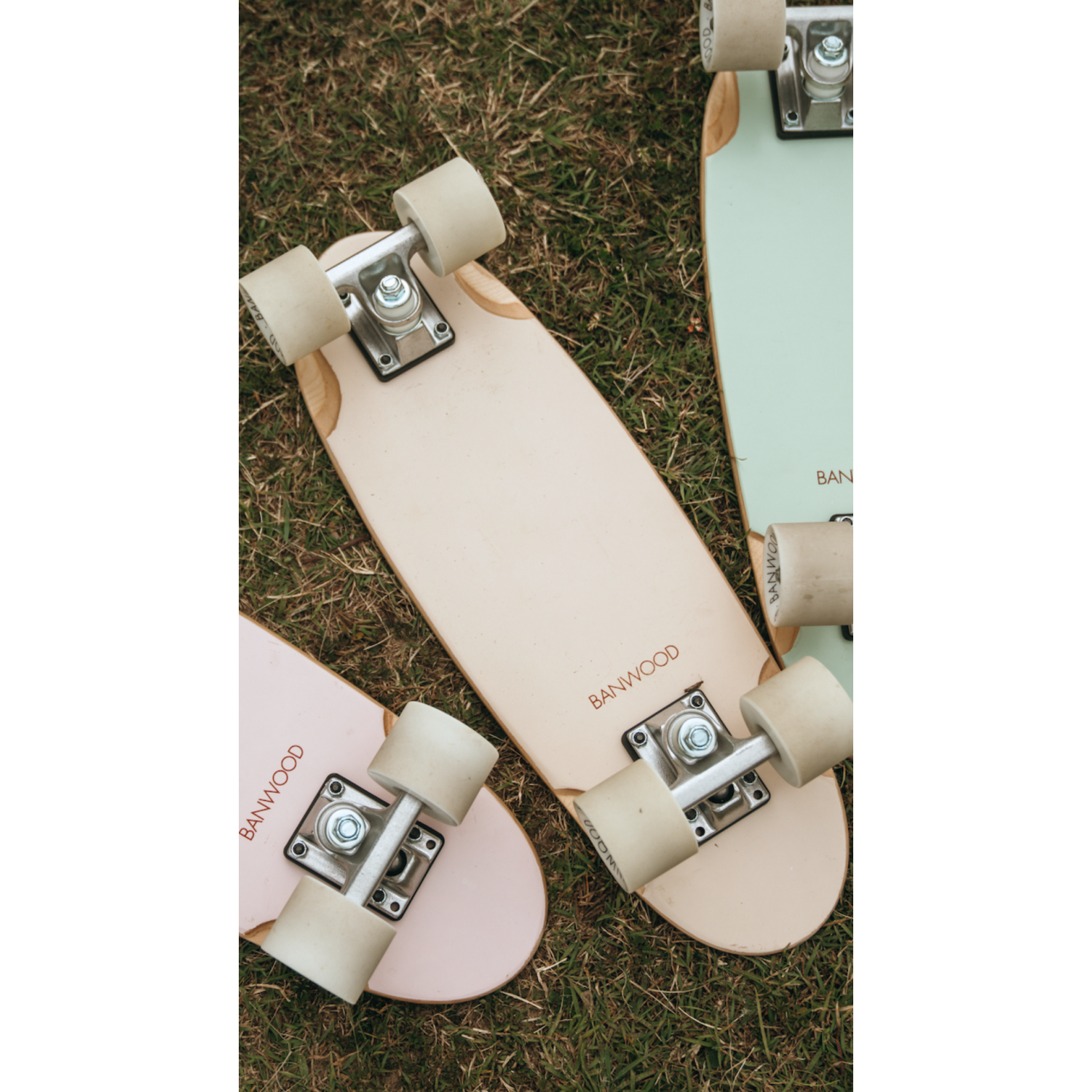 Banwood cream kids' skateboard, wooden cruiser deck for children