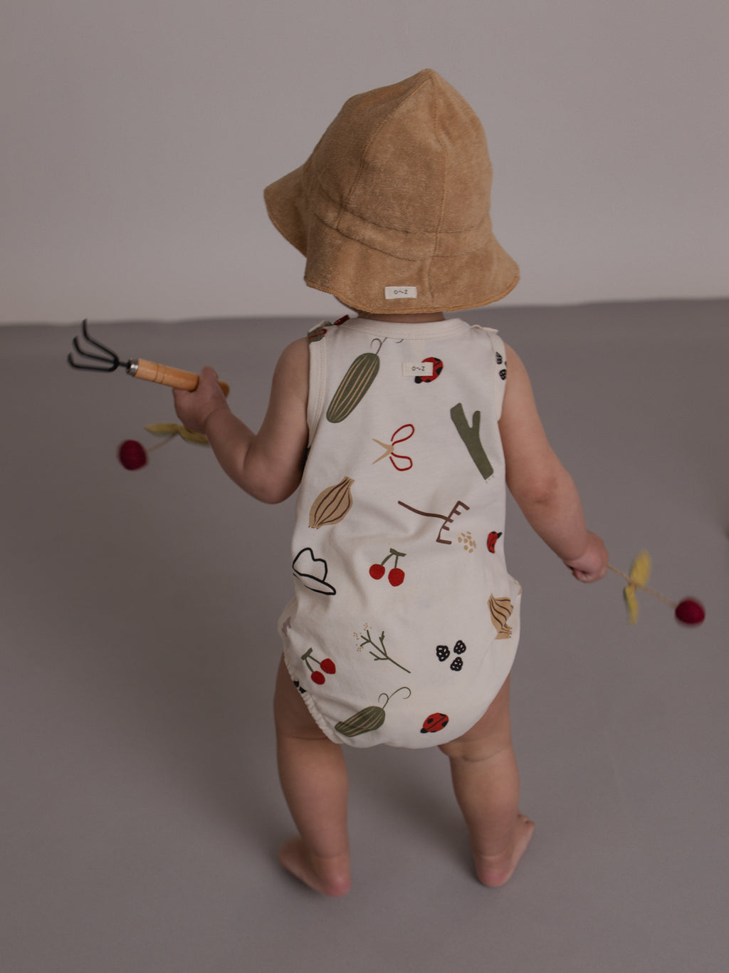 Baby Grow & Gather sleeveless bodysuit, organic cotton, Organic Zoo