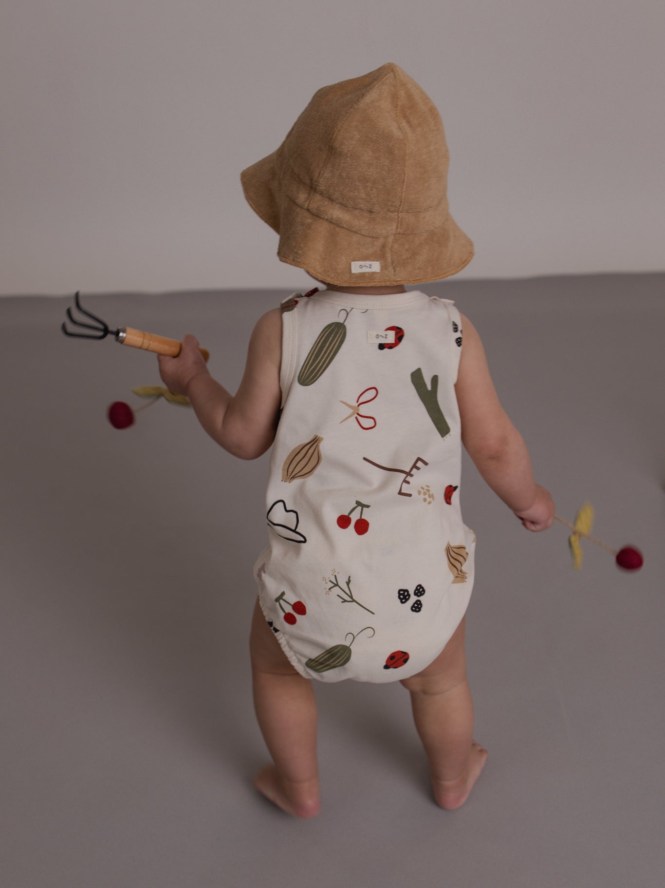 Baby Grow & Gather sleeveless bodysuit, organic cotton, Organic Zoo
