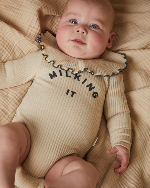 Baby oat rib collar bib, children's dribble bib, Claude & Co