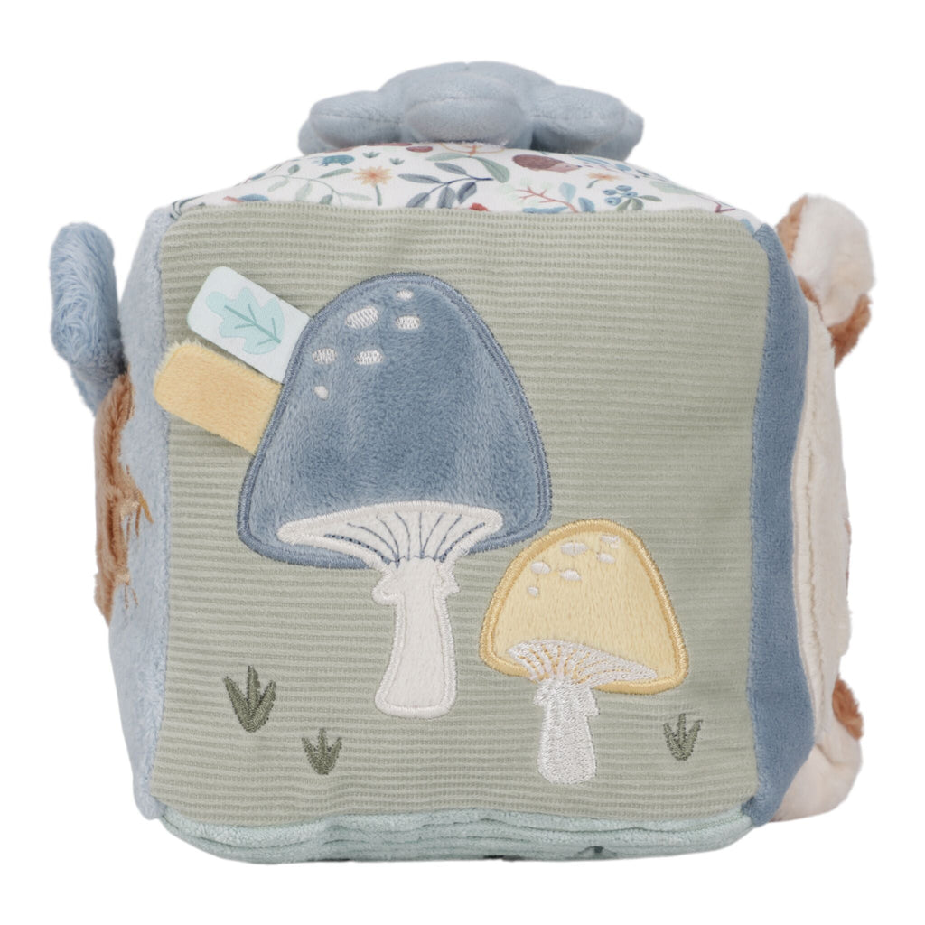 Little Dutch Forest Friends activity cube sensory textures
